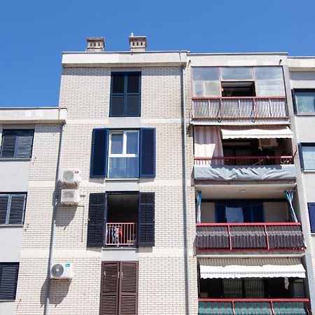 Valkane Beach Studio Apartment Pula Extérieur photo