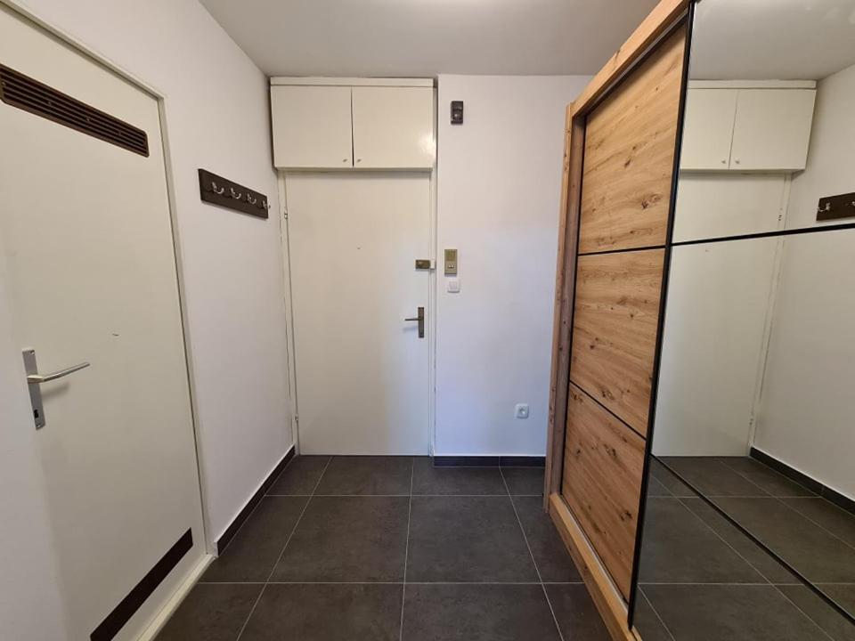 Valkane Beach Studio Apartment Pula Extérieur photo